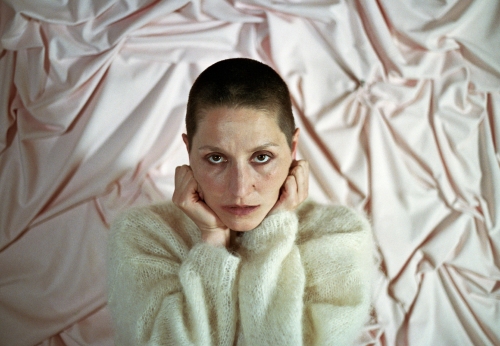 Cate le bon lead by h hawkline
