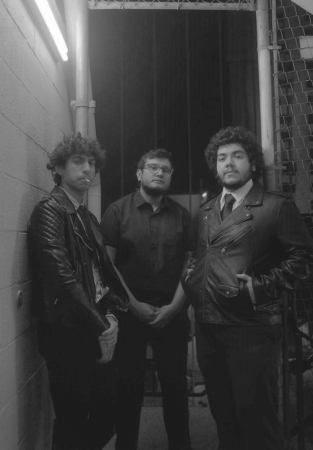 Ground Control Touring Welcomes The Red Pears