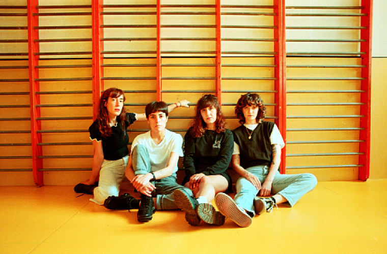 Promo photo for Melenas