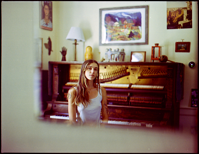 Promo photo for Merce Lemon