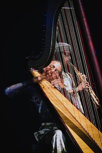 Promo photo for Nala Sinephro