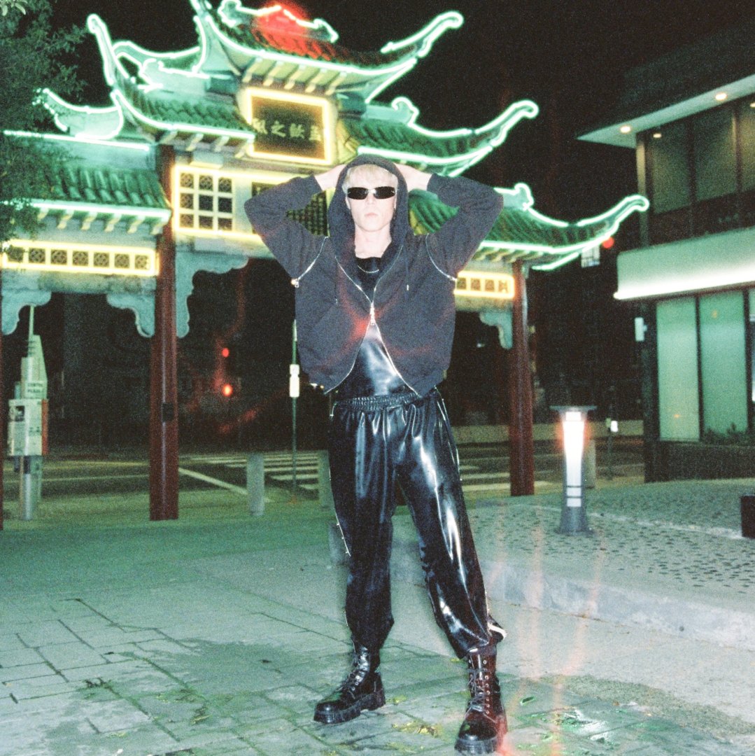 Panther Modern promo photo