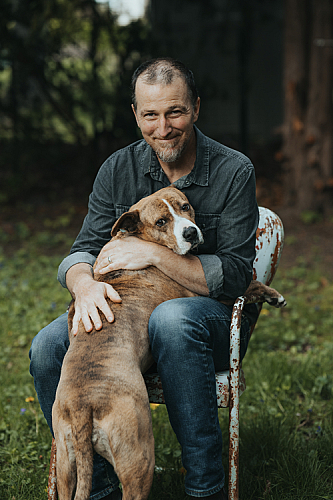 Promo photo for Peter Mulvey