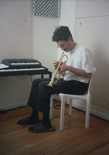 Promo photo for Resavoir