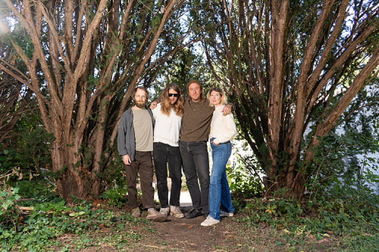 Promo photo for Rosali