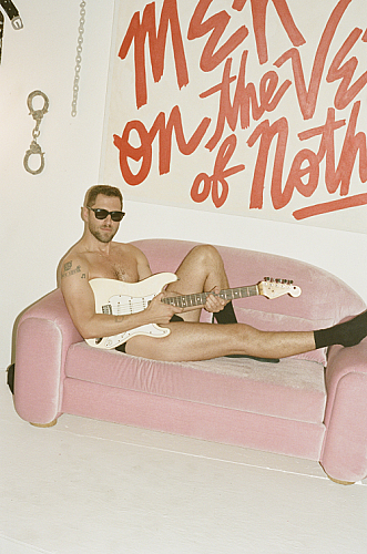 Promo photo for Seth Bogart