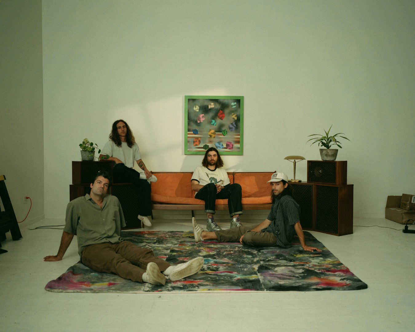 Turnover promo photo