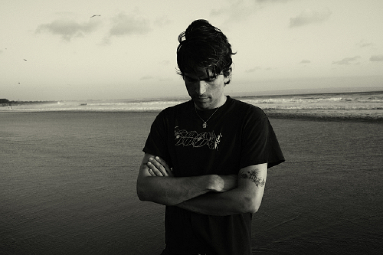 Promo photo for Vegyn