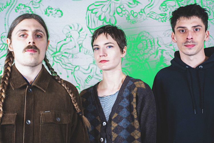 Promo photo for Wombo