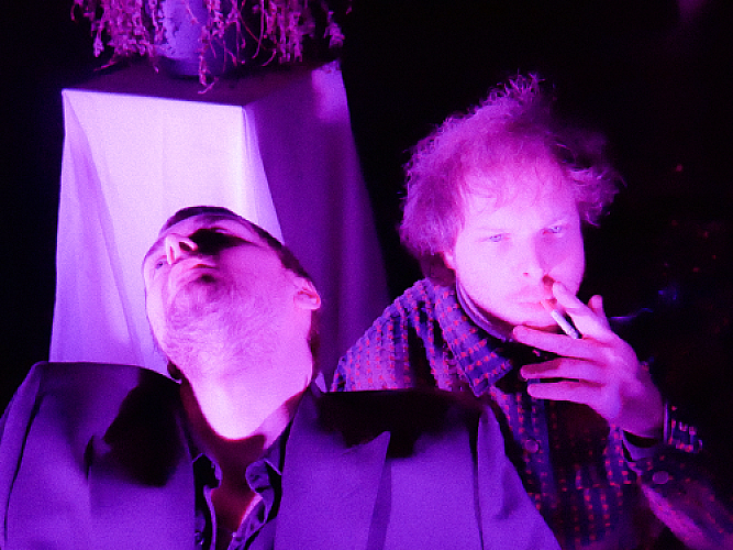 Promo photo for draag me