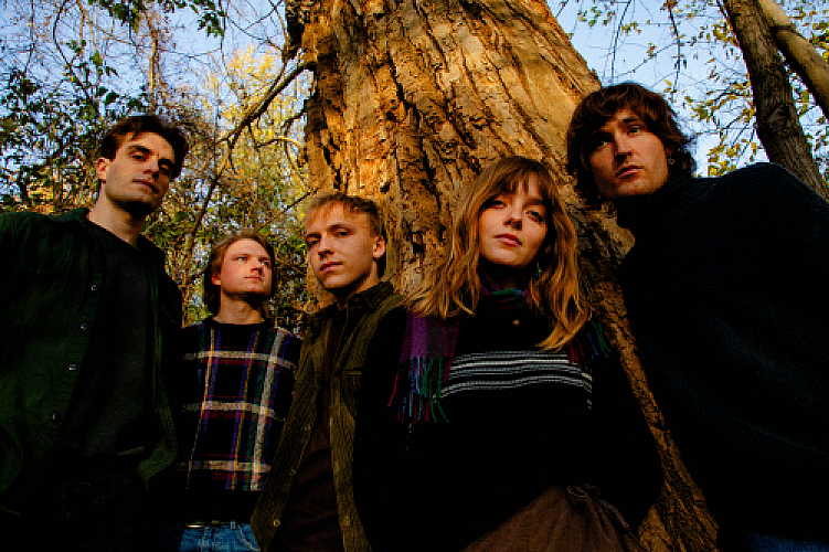 Promo photo for she's green