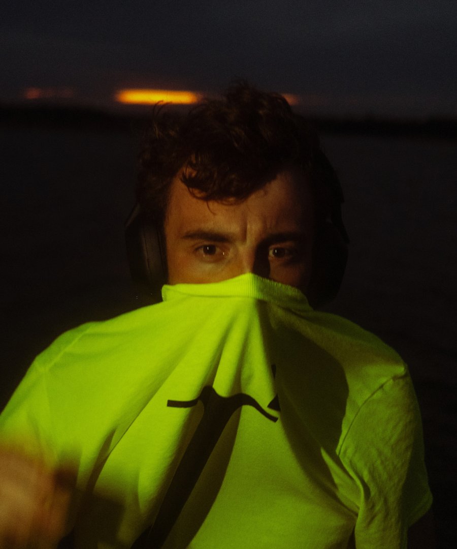 Tommy Barlow promo photo