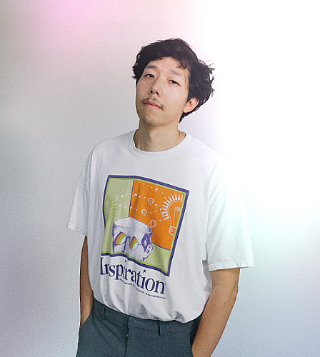 Promo photo for Giraffage