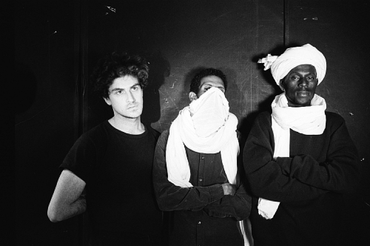 Promo photo for Takaat