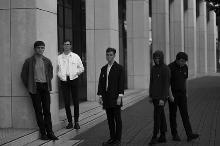 Promo photo for Chain of Flowers