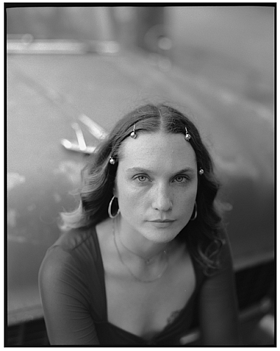 Promo photo for Kassi Valazza