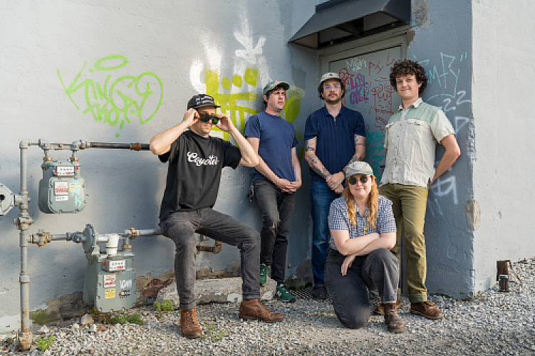 Promo photo for Ryan Davis + The Roadhouse Band