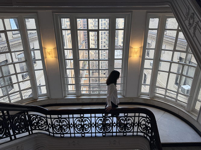 Promo photo for Ana Roxanne