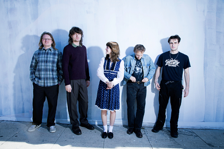 Promo photo for she's green
