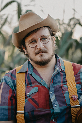 Promo photo for Willi Carlisle