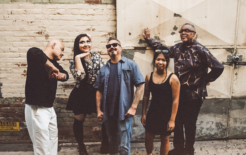 Promo photo for Los Yesterdays