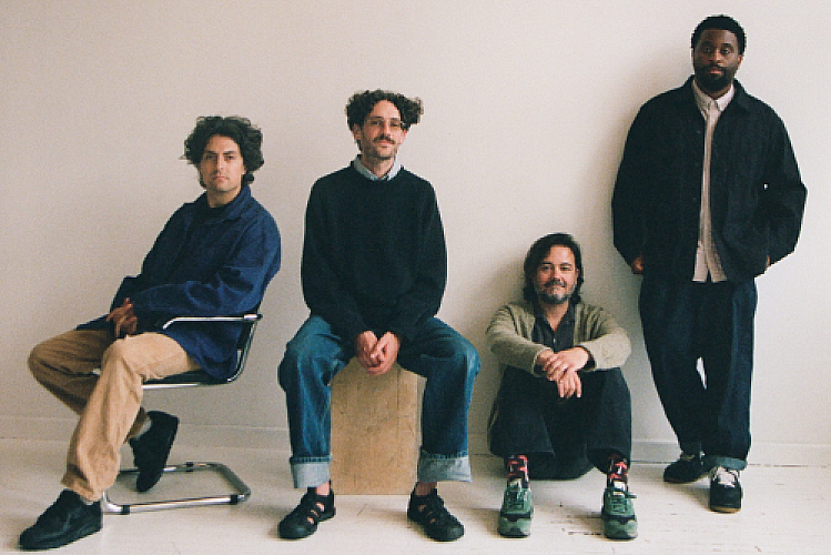 Promo photo for Resavoir