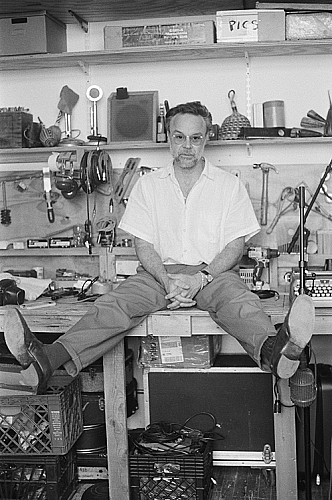 Promo photo for Rodrigo Amarante