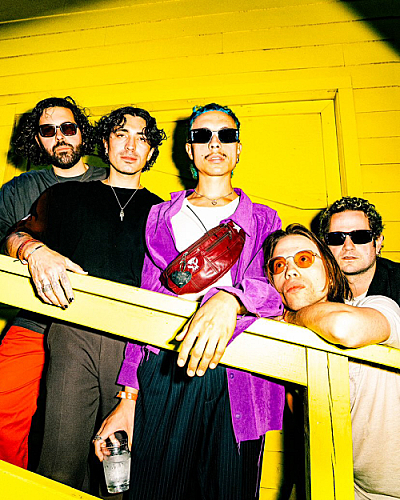 Promo photo for Divino Niño