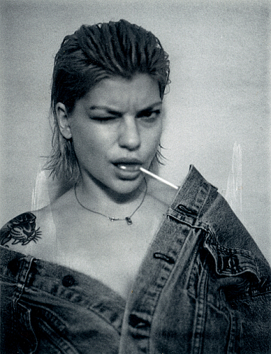 Promo photo for Donna Missal