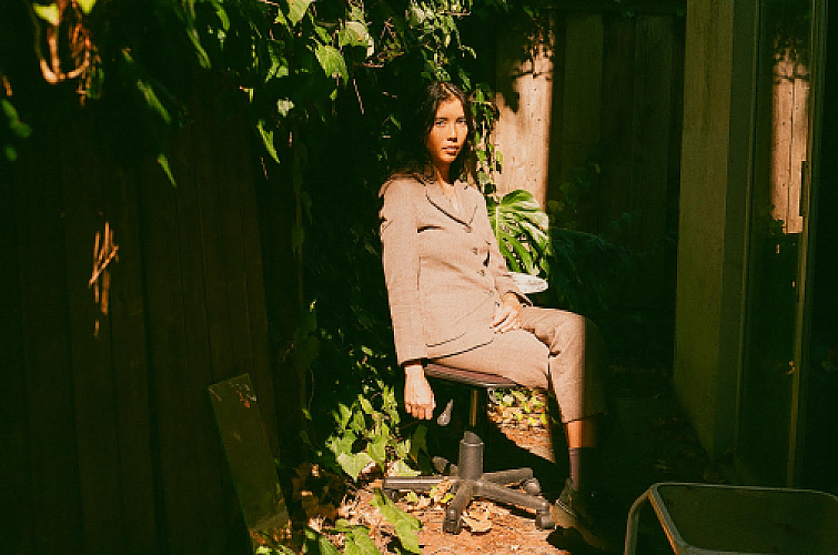 Promo photo for Ana Roxanne