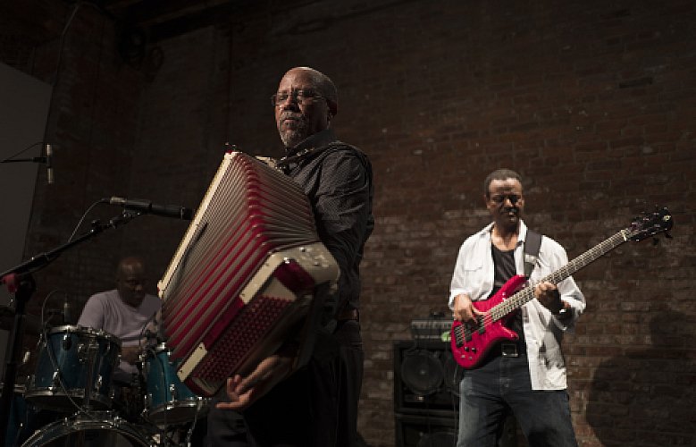 Promo photo for Hailu Mergia