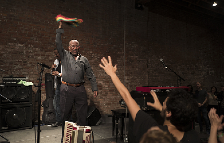 Promo photo for Hailu Mergia