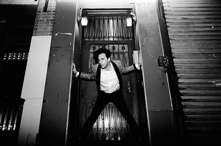 Promo photo for Jonathan Toubin