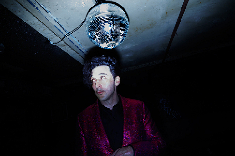 Promo photo for Jonathan Toubin