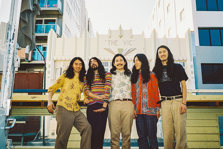 Promo photo for Kikagaku Moyo