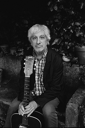 Promo photo for Lee Ranaldo